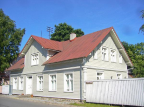 Отель Villa Elisabeth Apartments  Пярну